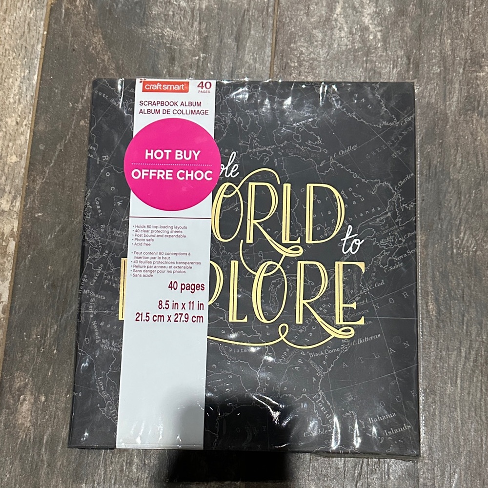 Craft Smart Scrapbook Album with Gold Accents